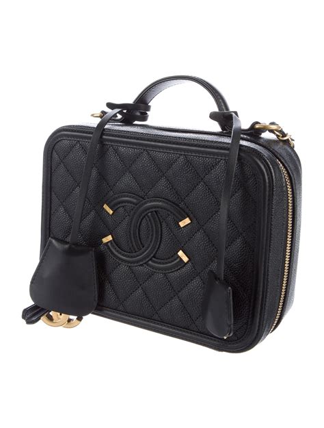 chanel borsa vanity|Chanel vanity case bag.